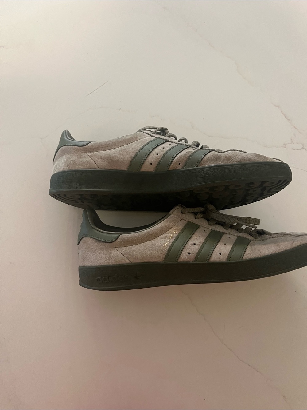 adidas Men’s Sneakers with Green Stripes